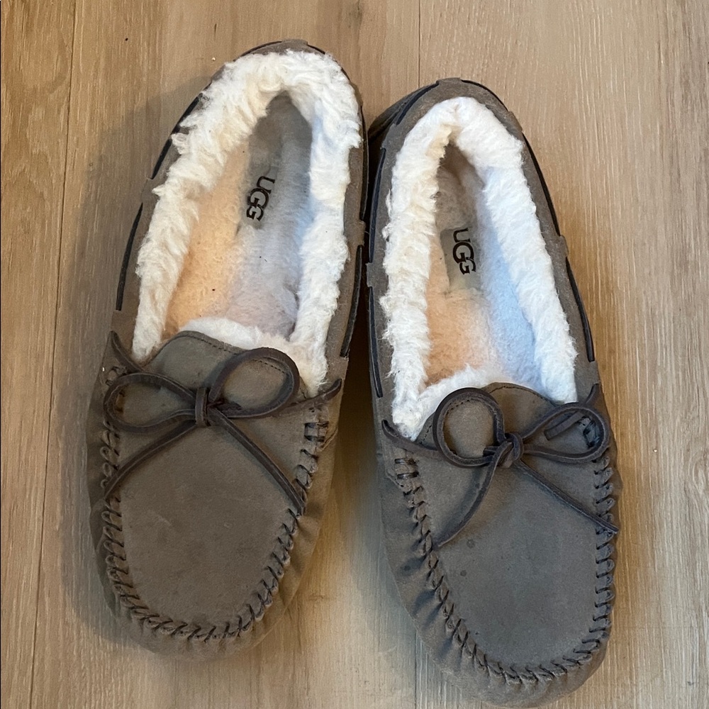 UGG Tan Moccasin Slippers with sheep fur Lining